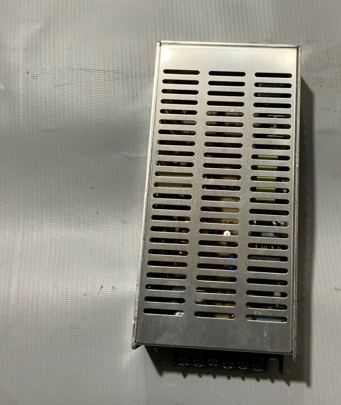 ✅Mean Well SP-150-15 AC Input 100-240VAC 50/60Hz 15V= 10A 2.5A EB9B879233