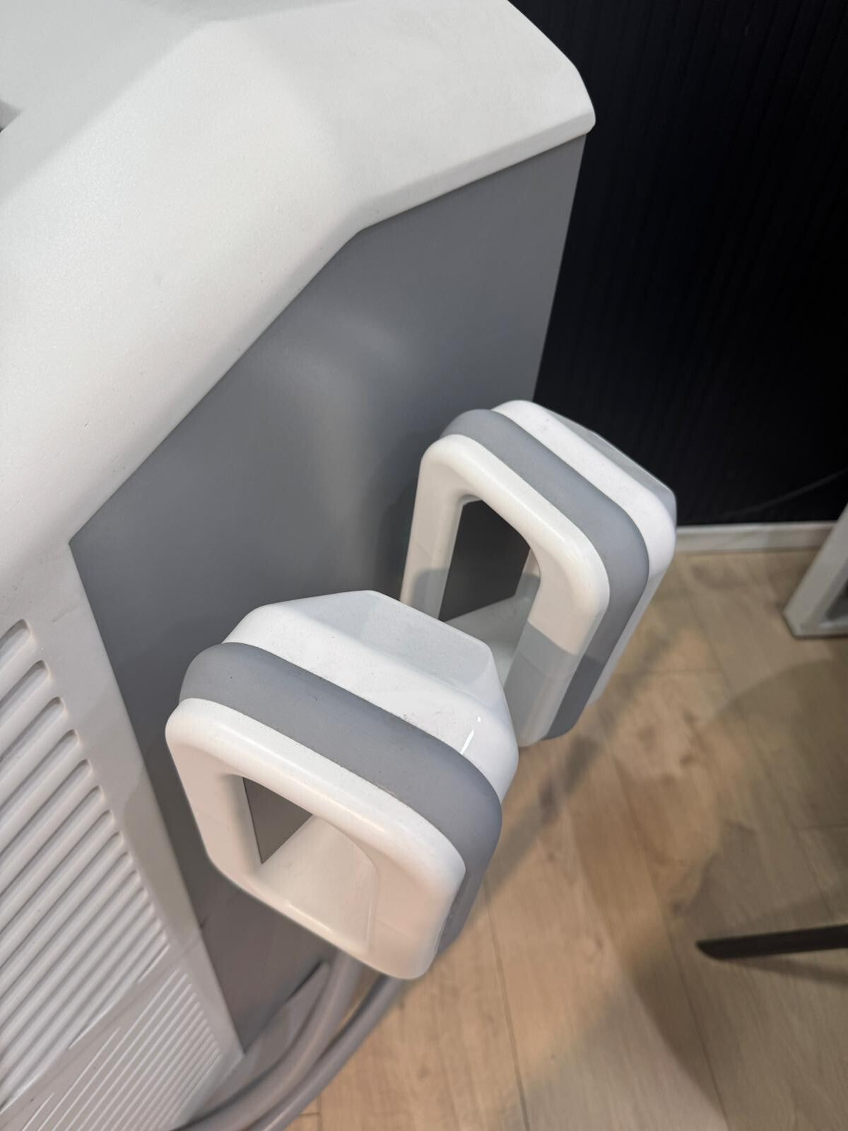 ✅ CoolTech Dual-Handle Cosmetic Contouring Device | Professional Aesthetic Use