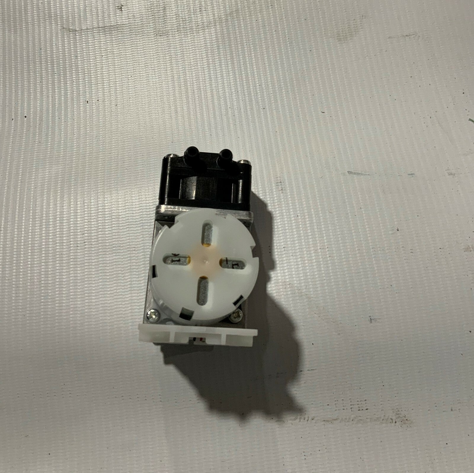 ✅ Pump DPO102S-0001 24VDC, 0.5A 003 NITTO KOHKI CO, LTD NITTO KOHKI